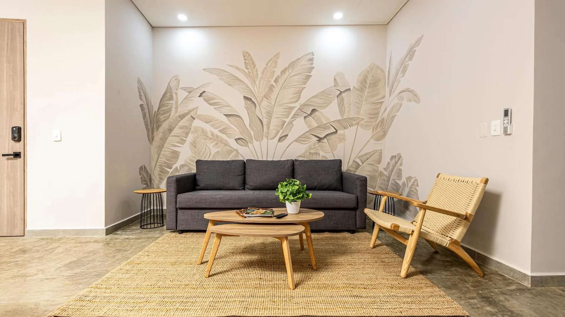 Apartamento De La Cruz Con Balcon By Soho contacts
